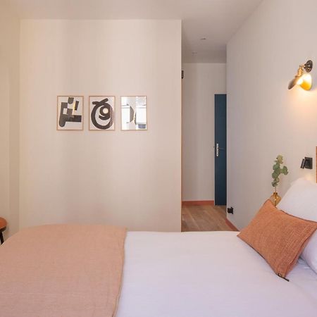 Tinah Paris, Aboukir Hotel ภายนอก รูปภาพ