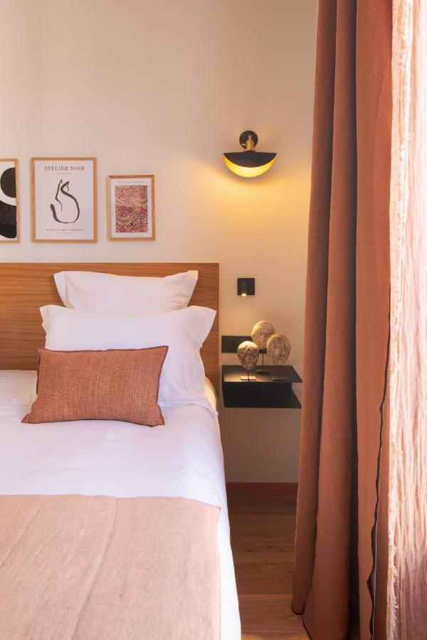 Tinah Paris, Aboukir Hotel ภายนอก รูปภาพ